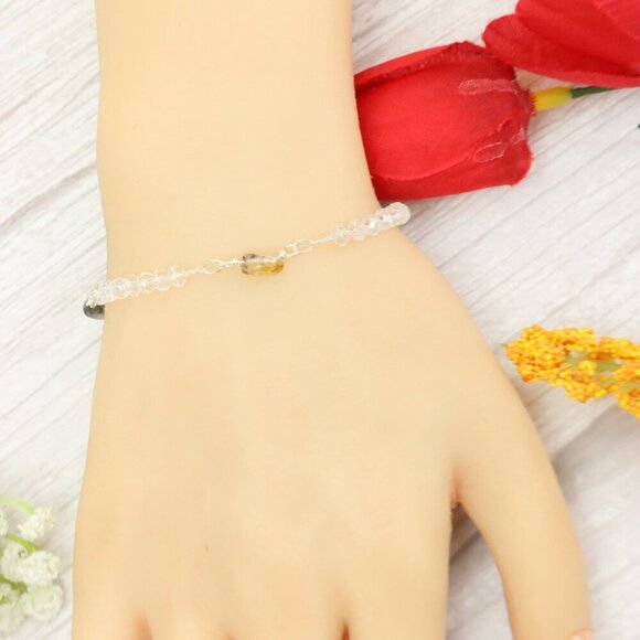 "Trendy Handmade Bracelet – A Thoughtful Gift for Girls & Women | UNVRC1359 - Picture 3 of 10